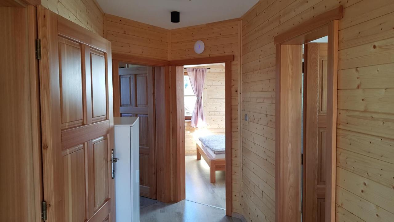 אברטאמי Apartmany Plesivec מראה חיצוני תמונה